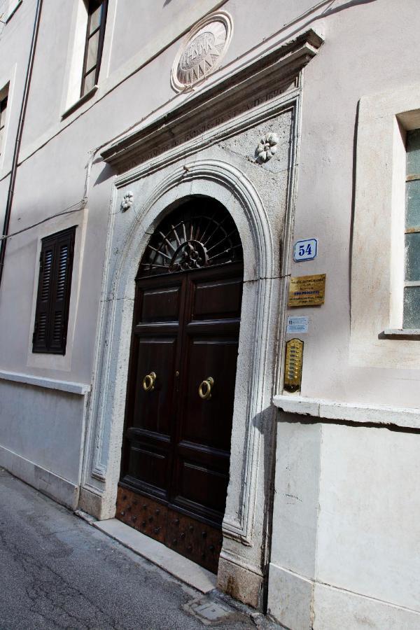 Palazzo Papa Gregorio XVI Hotel Tivoli Exterior foto